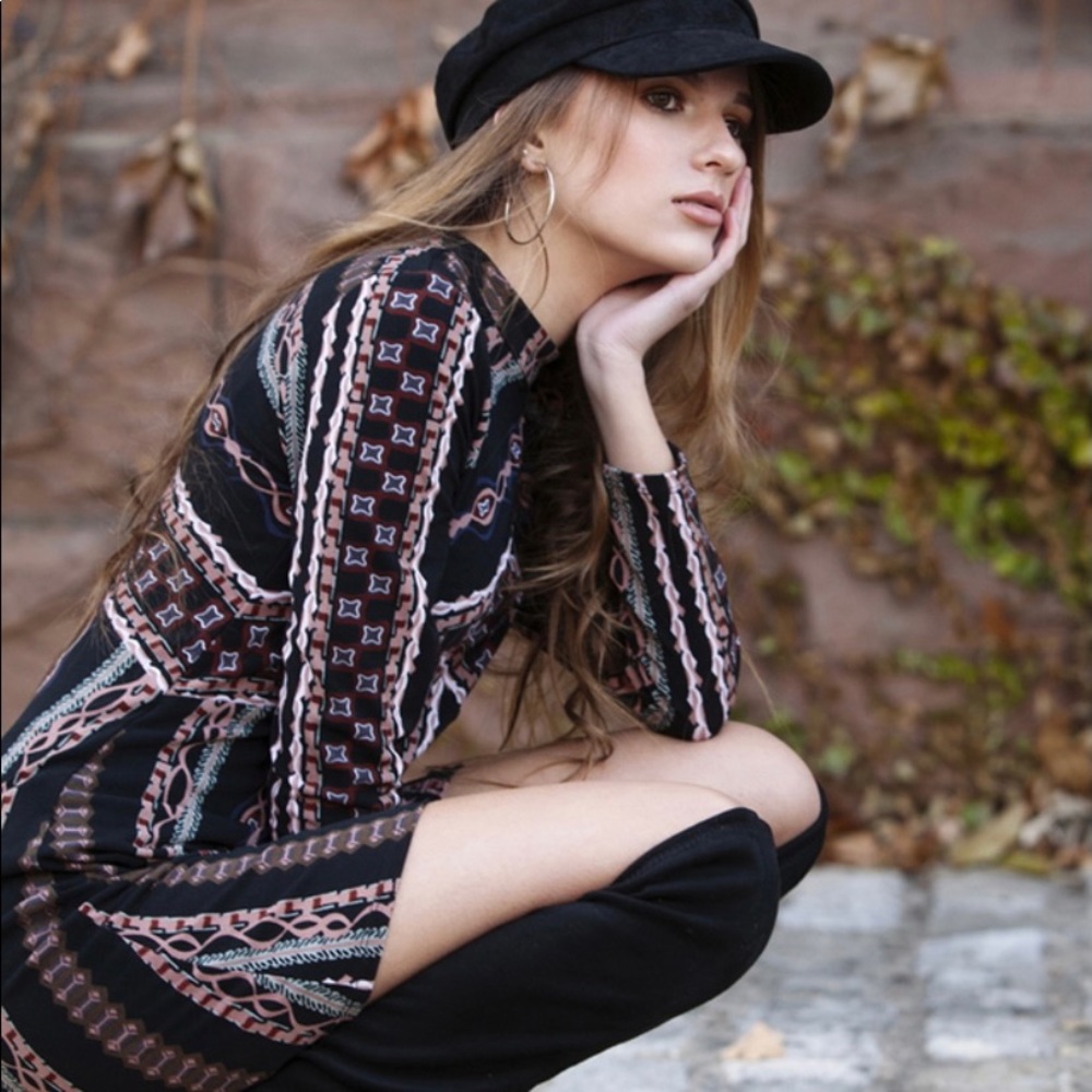 Hi I’m your Posher, Promise! Check out my closet! Many NEW items & low prices!!